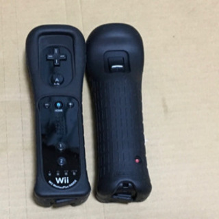 wiiリモコンプラス(黒 クロ) 2個セット(裏蓋赤ボタン付き)の画像