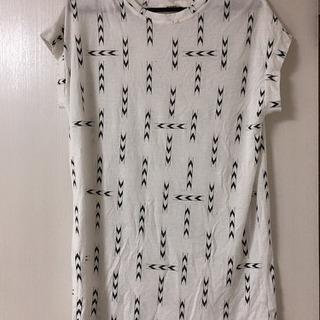 Tシャツ　袖なし　トップスの画像