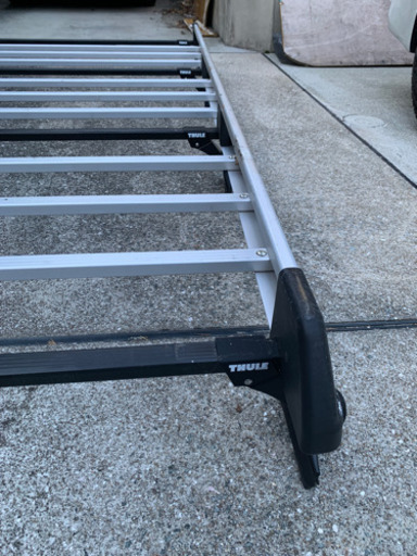 ＊売却済Thule ハイエース用ルーフキャリア