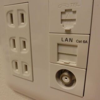 Cat6A LAN構築(10Gbps 500MHz)施工の…