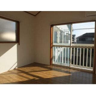 馬橋駅　徒歩13分	5DK　ペット相談　楽器相談　2面採光　バストイレ別　オートバス　追焚機能　洗面台独立　2口コンロ　収納スペース　プロパンガス　モニター付きインターホン　庭　サンルーム【現金分割OK.水商売.他社物件.カード払い.保証人なしは全てOK!無職の方は要相談!生活保護不可】≪分割賃貸ネット≫69724653079 k - 賃貸（マンション/一戸建て）