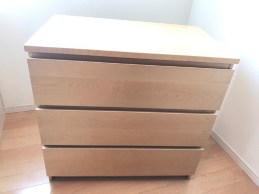 ②たんす　IKEAチェスト3段　幅:  80 cm 奥行き:  48 cm 高さ:  78 cm