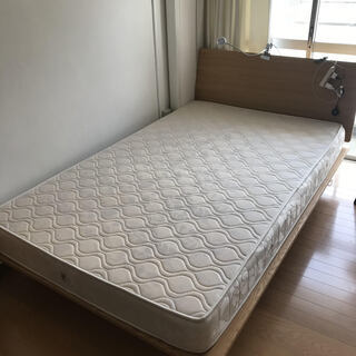 マニフレックスのセミダブルマットレス 