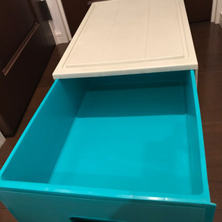 収納ケース3つ　差し上げます