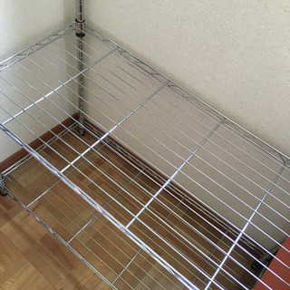 シルバーメタルラックの画像