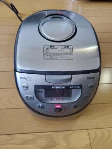 HITACHI　5.5号炊き炊飯器