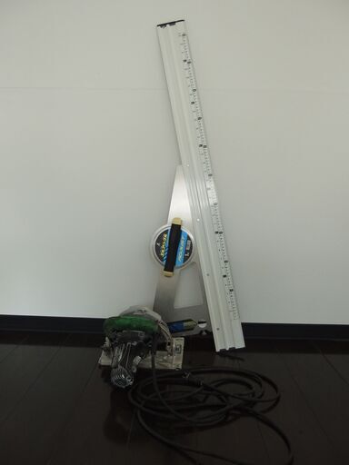 日立　丸のこ 157mm、シンワ　丸のこ定規