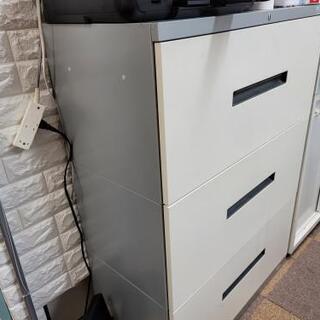オフィス用キャビネットです！