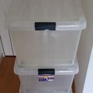 押し入れ収納ケース3個