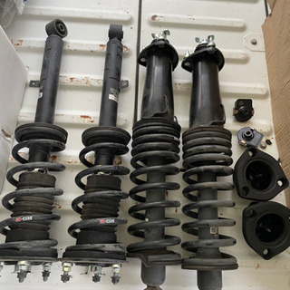 200系クラウン 純正ショックアブソーバー ダウンサス 200系クラウン 純正ショックアブソーバー ダウンサス 2025年最新】200