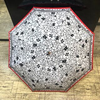 きまりました　美品　ジバンシー　花柄　モノトーン　日傘　防水　折...