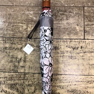 きまりました　美品　ジバンシー　花柄　モノトーン　日傘　防水　折り畳み傘の画像