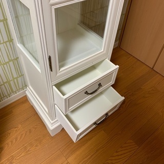 キャビネットの画像