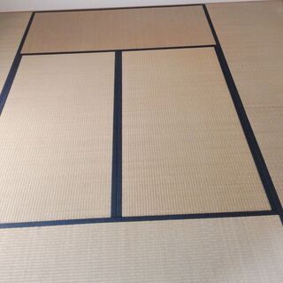 スタイロタタミ 1畳で￥2500　8畳全部では￥5000