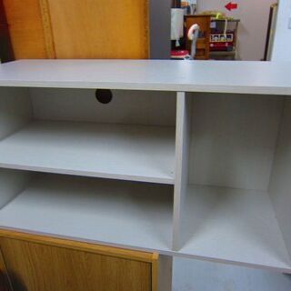 リサイクルショップのダイトーです。お持ち帰り価格　簡単TV台　1200円の画像