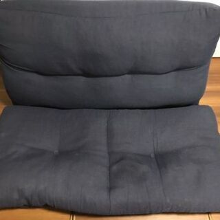 ベッドにもなるローソファ、座椅子(紺)の画像