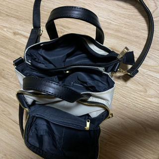 多目的ショルダーバック
