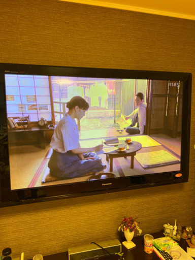 65インチテレビとレコーダー