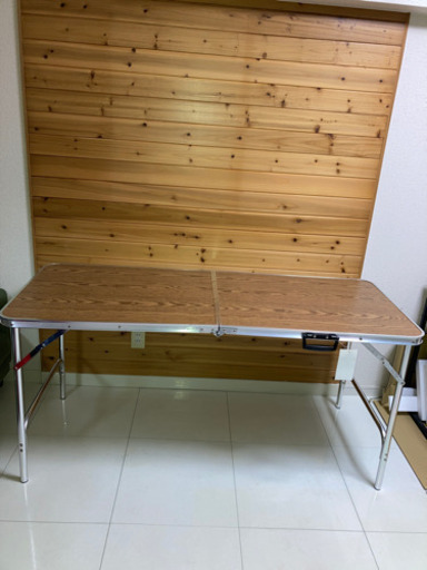 【取引成立】新品 未使用 折りたたみアルミフォールディングテーブル 木目調 アウトドア キャンプ BBQ 3/25最終処分予定