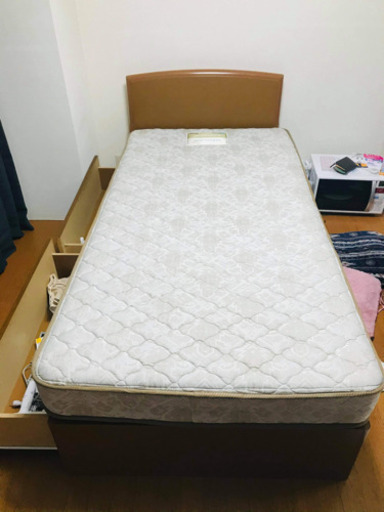 シングルベッド(マットレス付き)