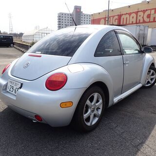 ニュービートル【ご成約済み、ありがとうございました！】本車検2年付きでコミコミ268,000円！☆バッテリー交換済★即納可☆75,000㌔☆バックモニター☆ETC☆ナビの画像