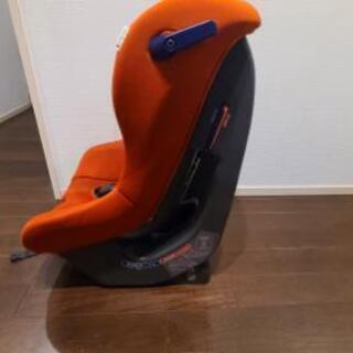 チャイルドシート　前向き後ろ向き設定可能の画像