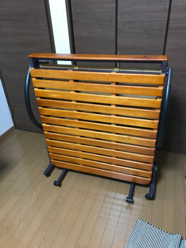 折りたたみ　シングルベッド