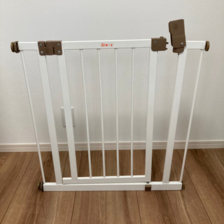 中古品 ベビーゲート メタルゲイトＷ Sie:s  ※消毒済の画像