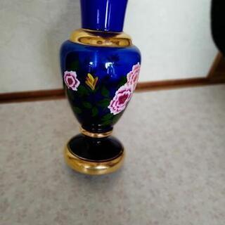 古典花瓶の画像