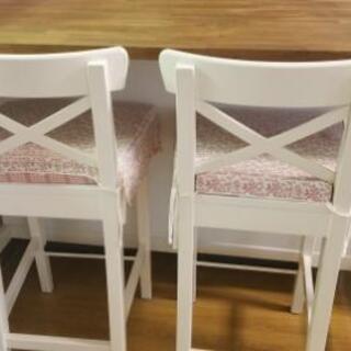 IKEA イケア アイランドキッチンテーブル+椅子2脚+
座布団セットの画像