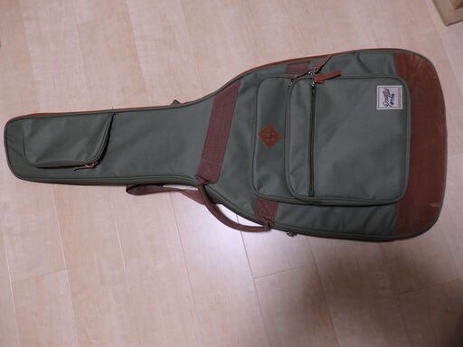 中古ストラトタイプ・エレキギターお譲り致します。