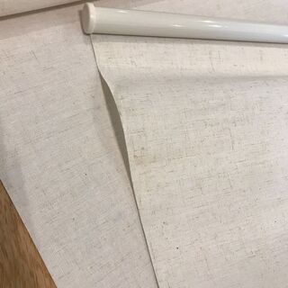 ニトリ　麻入りロールスクリーン　の画像