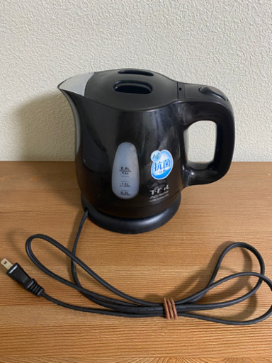 電気ケトル(取り扱い説明書付き)