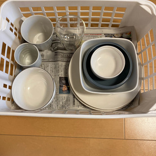 【お譲り済】一人暮らし用　食器類一式