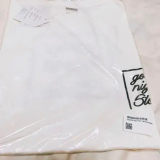 good night 5tore Tシャツ