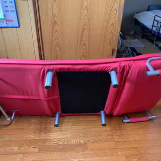 折り畳みソファーベッドの画像
