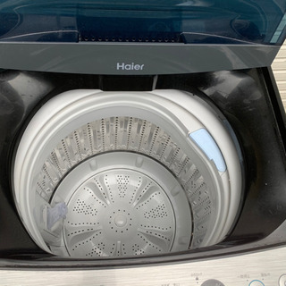 洗濯機　2018年製 Haier  容量5.5キロ シルバー　の画像