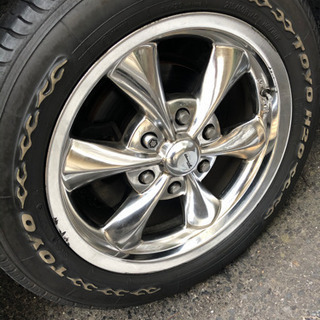 値下ハイエース200系　訳ありタイヤとホイール4本セット17インチ車検対応の画像