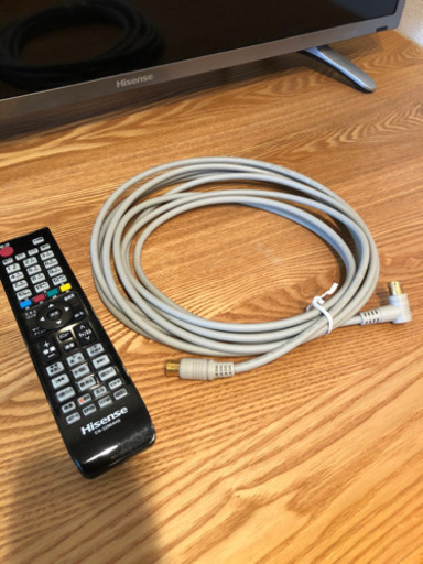 【超美品！！】液晶テレビ　32インチ　Hisense HS32K225