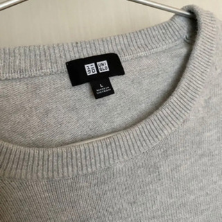 美品 ユニクロ スーピマコットンクルーネックセーターの画像