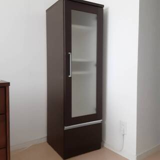 ガラス扉　棚 収納棚  （サイズ縦42cm　横40cm　高さ 1...