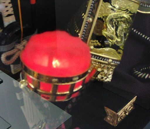 値下げました！ 五月人形 ガラスケース入 東旭作 兜飾 高級節句飾り 龍 札幌市手稲区