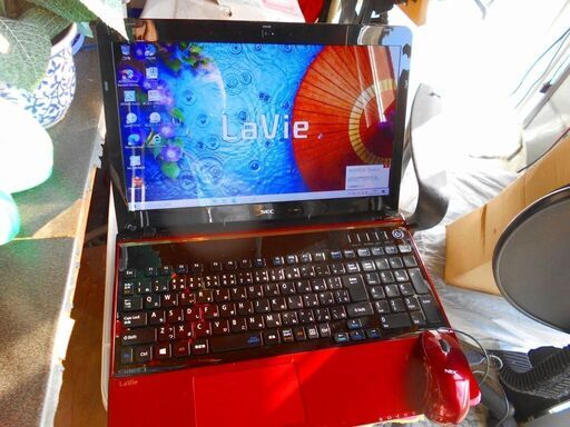NEC レッド❣️薄型ノートPC❤️Core i3❤️メモリ8GB❤️SSD❤️カメラ 27快適i3爆速SSD1TB＆8GB✨薄型NECレッド✨カメラ付ノートパソコン
