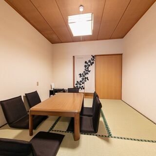 一戸建て特区民泊可能物件1350万円 コリアンタウンすぐ 徒歩5分以内にスーパー2つとコンビニあり  桃谷駅　鶴橋駅 特区民泊許可物件（消防設備工事済） 2021年12月まで営業　住居として利用可 − 大阪府