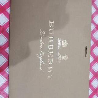 BURBERRY ショッピングバッグ特大
