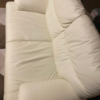 白いソファー