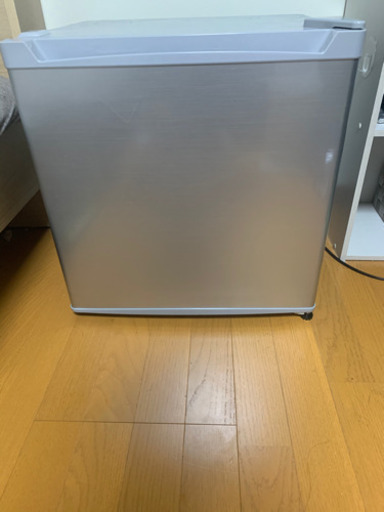 一人暮らし用ワンドア冷蔵庫オーヤマ