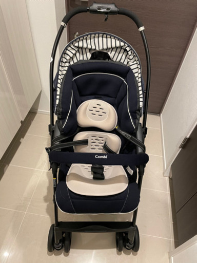 コンビ　ベビーカー　メチャカルハンディオート4キャス