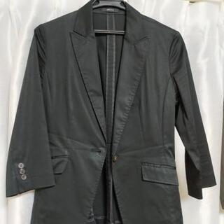 コムサ　スーツとジャケットの画像