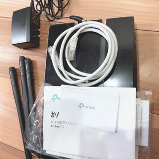 美品　ほぼ新品　無線LAN Wi-Fi 中継機の画像